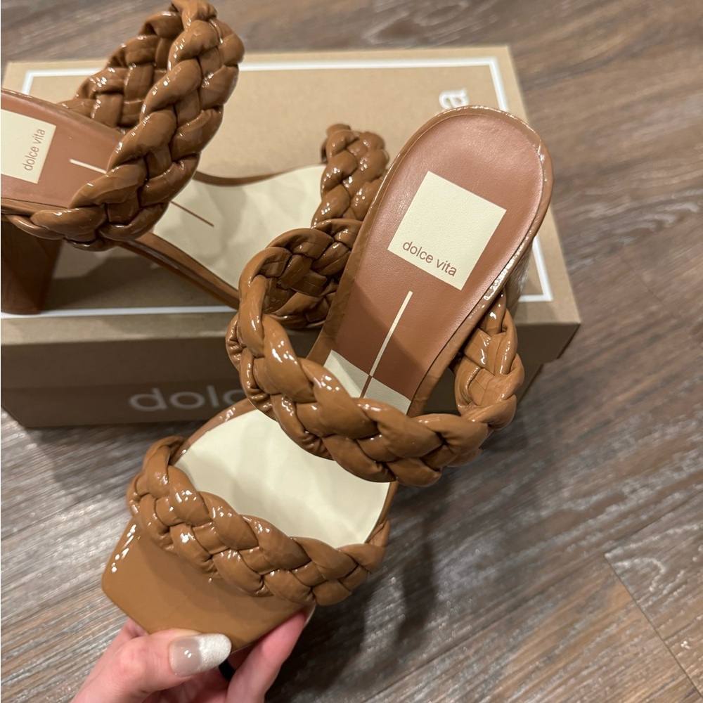Dolce Vita braided sandal - Picture 7 of 8